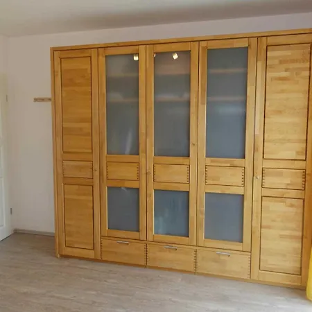 Regenbogenhaus Apartman Hasselberg