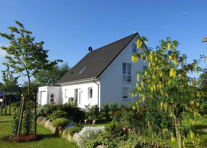 Regenbogenhaus * Hasselberg (Schleswig-Holstein)